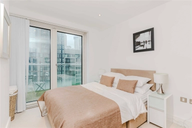 Lincoln Plaza, South Quay - E14 view 6