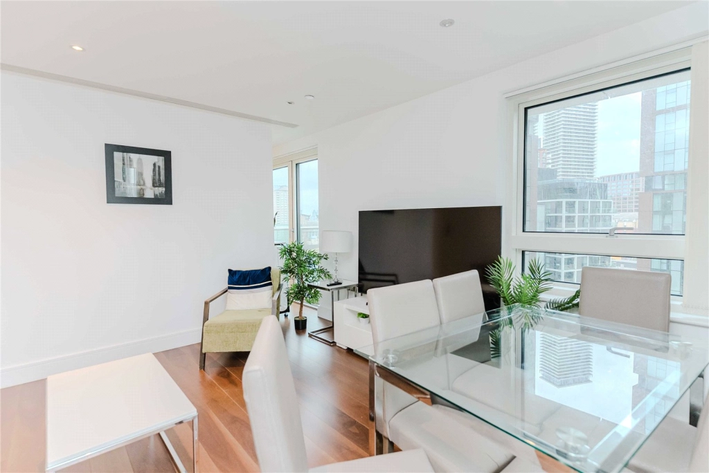 3 bedrooms apartments/flats for sale in Lincoln Plaza, South Quay - E14 view 3