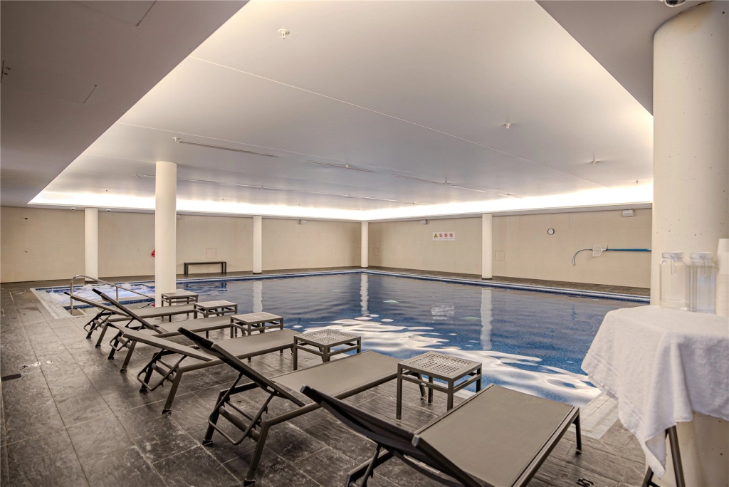 3 bedrooms apartments/flats for sale in Lincoln Plaza, South Quay - E14 view 24