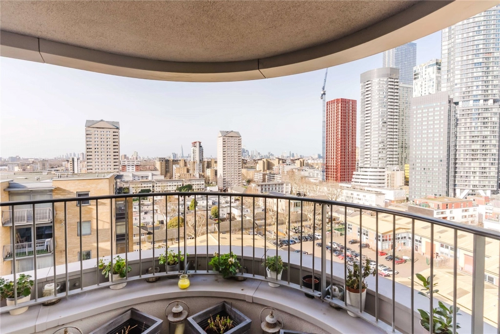 3 bedrooms apartments/flats for sale in Indescon Square, Canary Wharf - E14 view 20