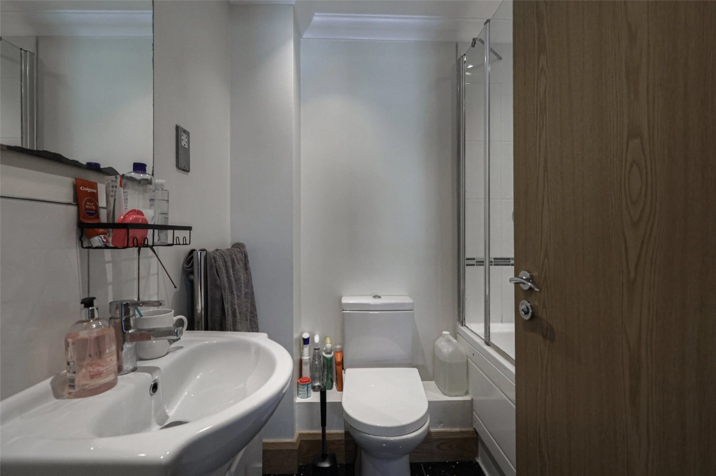 3 bedrooms apartments/flats for sale in School Mews, Wapping - E1 view 19