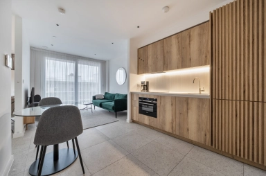 Sidney Street, Whitechapel - E1 view 4