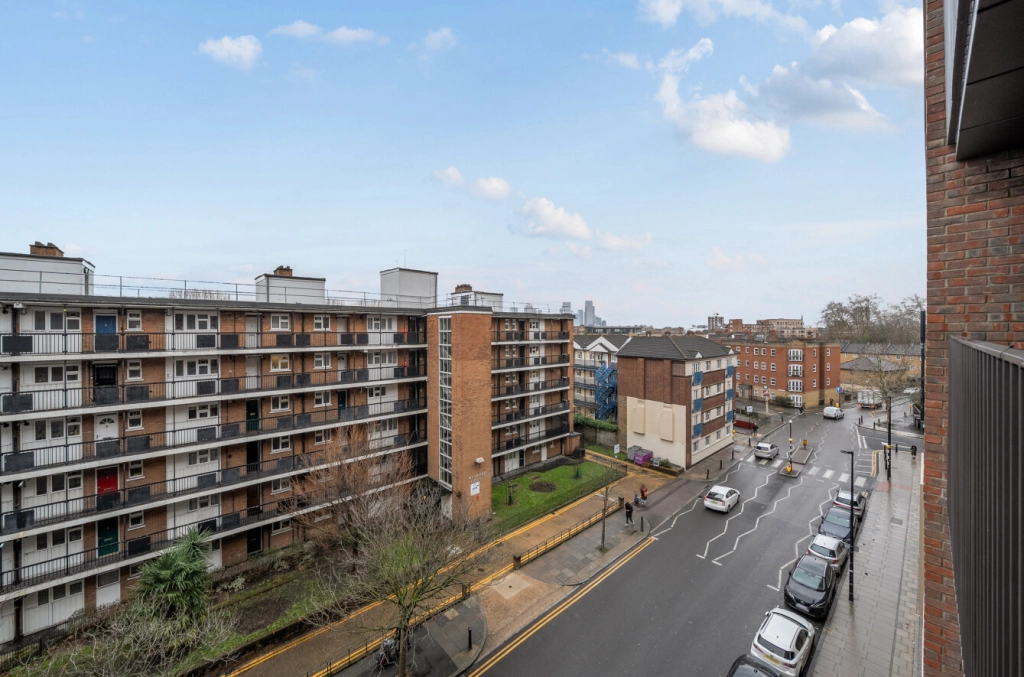 1 bedroom apartments/flats for sale in Sidney Street, Whitechapel - E1 view 7