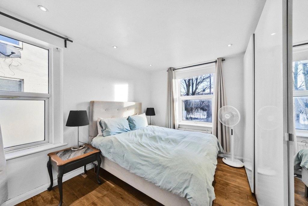 3 bedrooms apartments/flats for sale in Ilderton Road, Bermondsey - SE15 view 4