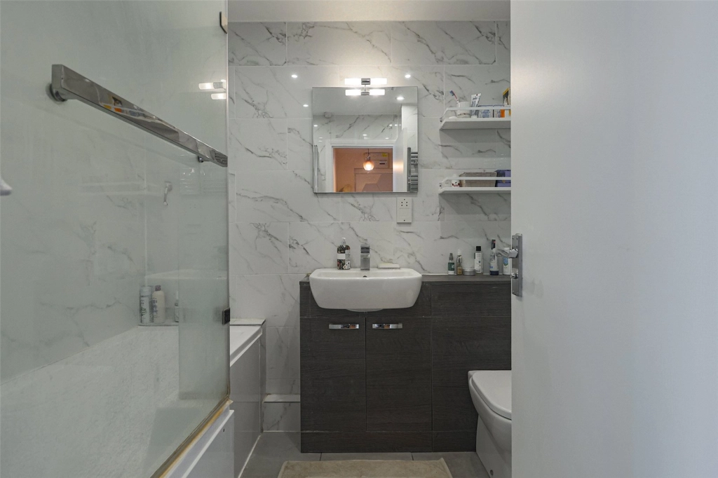 1 bedroom apartments/flats for sale in Ringwood Gardens, Mudchute - E14 view 6