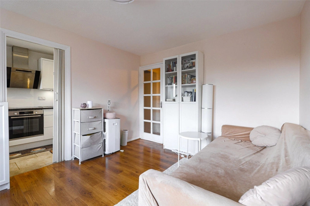 1 bedroom apartments/flats for sale in Ringwood Gardens, Mudchute - E14 view 13