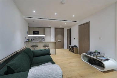 Vaughan Way, Wapping - E1W view 10