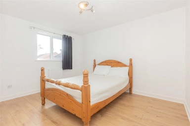 Telegraph Place, Mudchute - E14 view 6