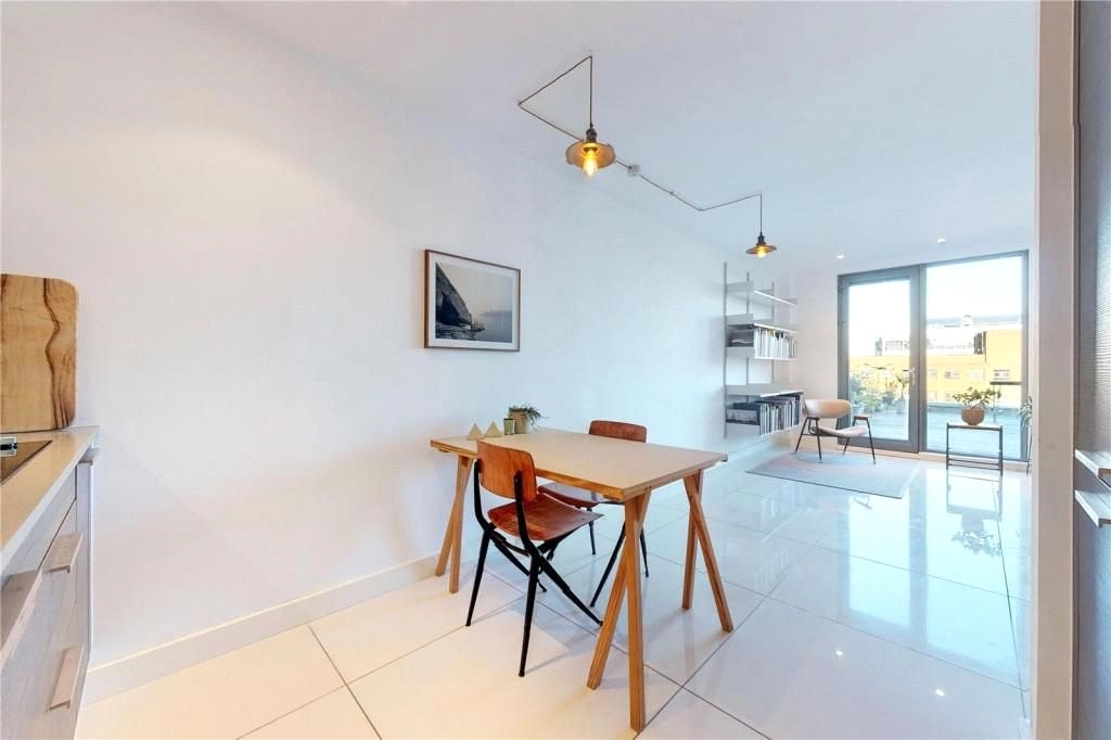 1 bedroom apartments/flats for sale in Richmond Road, London Fields - E8 view 5
