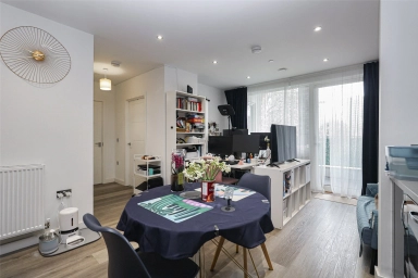 Ensign Street, Tower Hill - E1 view 2