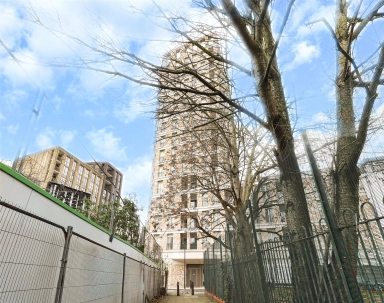 Ensign Street, Tower Hill - E1 view 19