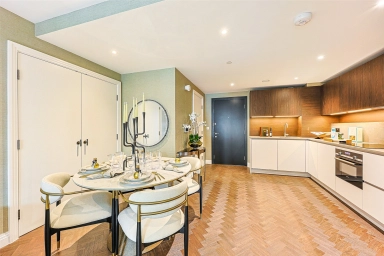 Eden Place, Royal Victoria - E16 view 10