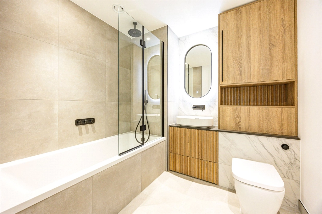 1 bedroom apartments/flats for sale in Eden Place, Royal Victoria - E16 view 6