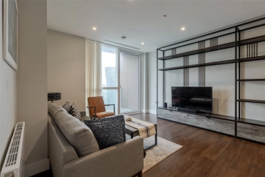 Harbour Way, South Quay - E14 view 8