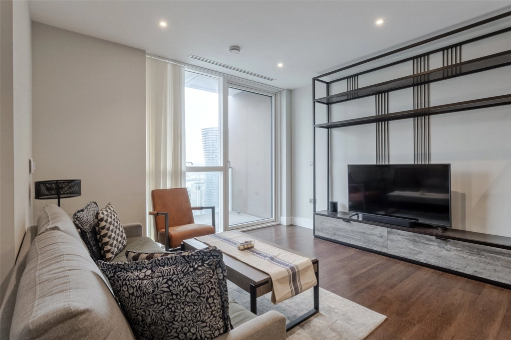 1 bedroom apartments/flats for sale in Harbour Way, South Quay - E14 view 2