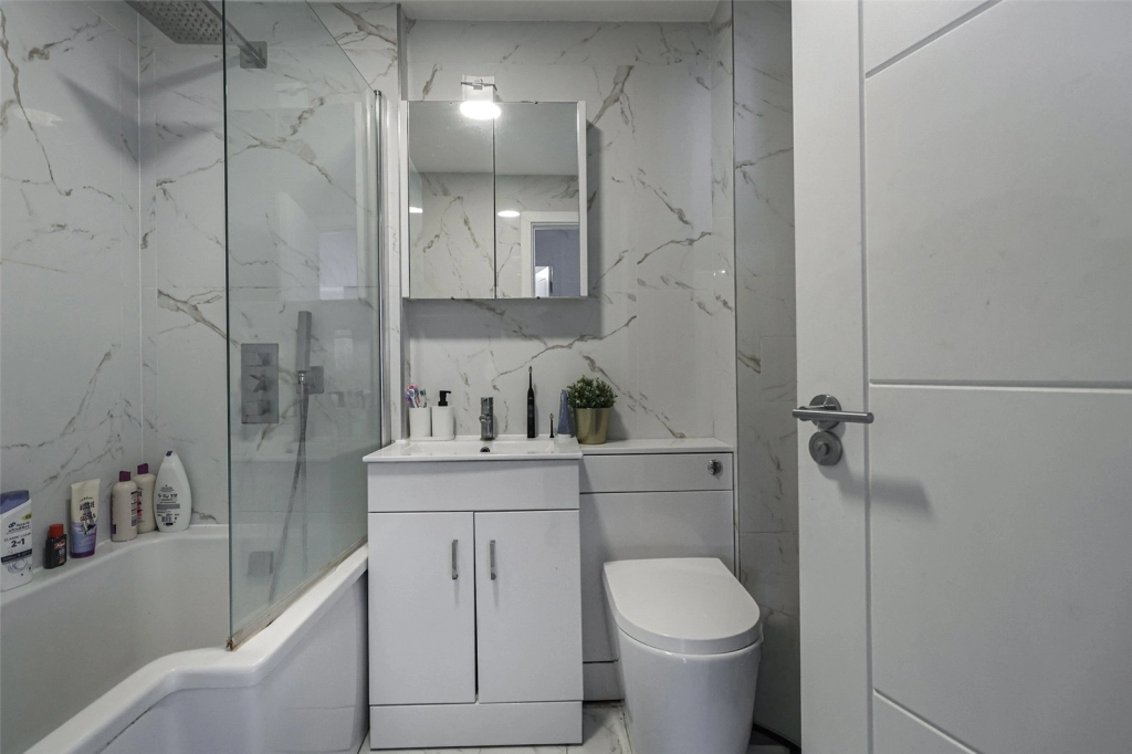 2 bedrooms apartments/flats for sale in Commercial Road, Westferry - E14 view 17