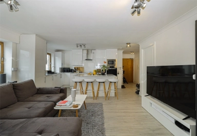 Commercial Road, Westferry - E14 view 9
