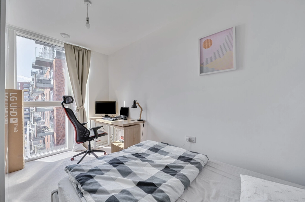 2 bedrooms apartments/flats for sale in Corsican Square, Bow - E3 view 6