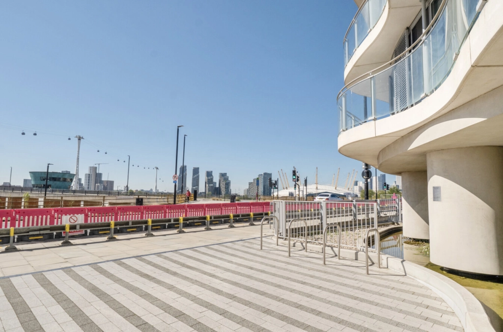 1 bedroom apartments/flats for sale in Tidal Basin Road, Royal Victoria - E16 view 11