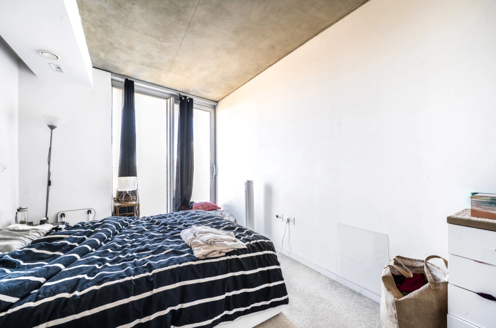 1 bedroom apartments/flats for sale in Tidal Basin Road, Royal Victoria - E16 view 14