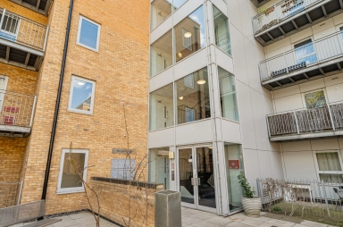 Storehouse Mews, Westferry - E14 view 1