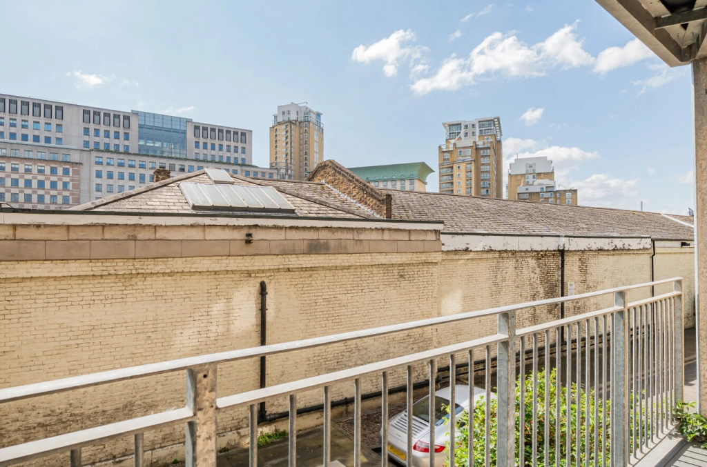 1 bedroom apartments/flats for sale in Storehouse Mews, Westferry - E14 view 14