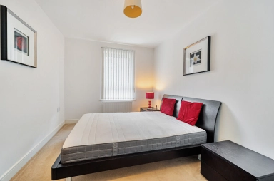 Storehouse Mews, Westferry - E14 view 12