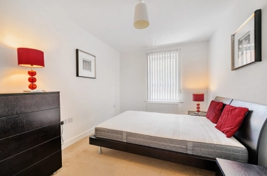 Storehouse Mews, Westferry - E14 view 5