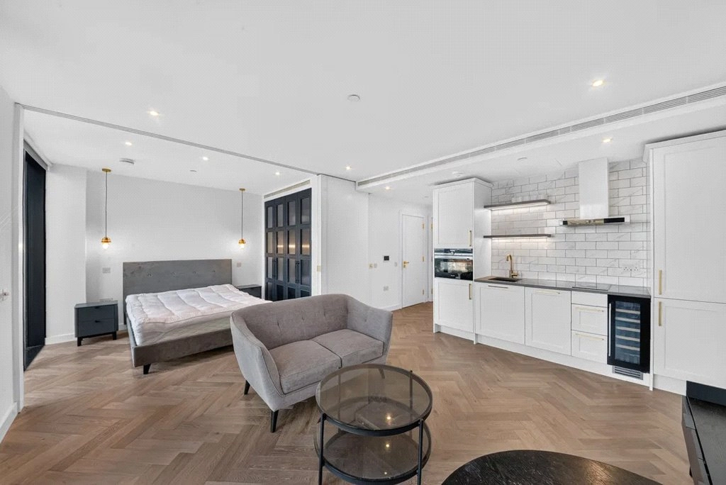 Studio apartments/flats for sale in Gauging Square, Shadwell - E1W view 10
