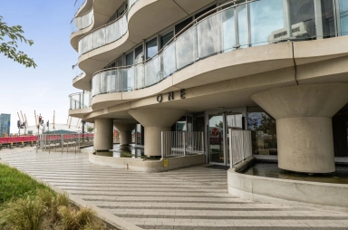 Tidal Basin Road, Royal Victoria - E16 view 18