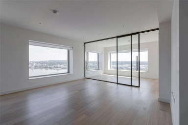 Royal Wharf Walk, Royal Wharf - E16 view 14