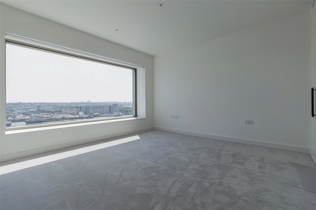 3 bedrooms apartments/flats for sale in Royal Wharf Walk, Royal Wharf - E16 view 7