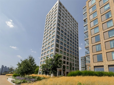 Royal Wharf Walk, Royal Wharf - E16 view 1
