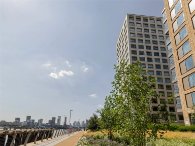 Royal Wharf Walk, Royal Wharf - E16 view 31