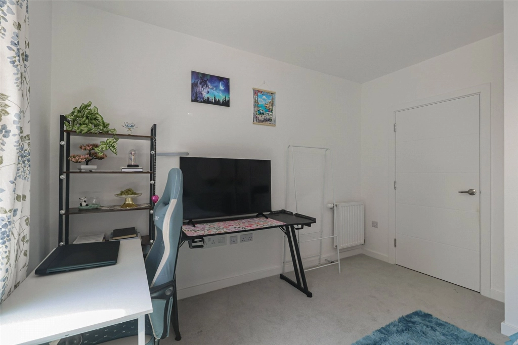 1 bedroom apartments/flats for sale in Frogley Park, Barking - IG11 view 11