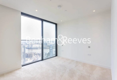 Pan Peninsula Square, London - E14 view 4