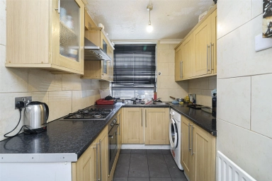 Nairn Street, Poplar - E14 view 9