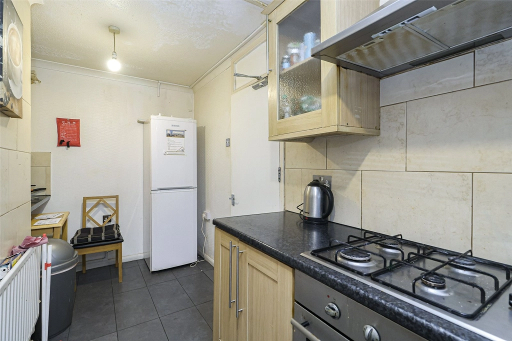 5 bedrooms apartments/flats for sale in Nairn Street, Poplar - E14 view 12