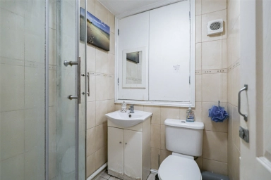 Nairn Street, Poplar - E14 view 15