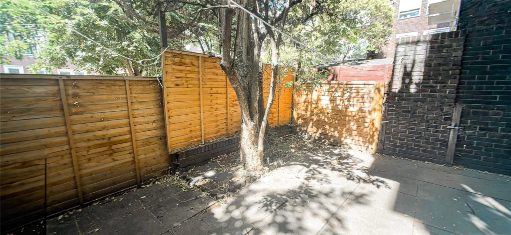 5 bedrooms apartments/flats for sale in Nairn Street, Poplar - E14 view 21