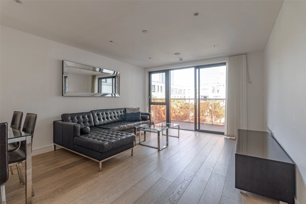 2 bedrooms apartments/flats for sale in Commercial Street, Aldgate - E1 view 2