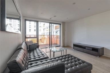 Commercial Street, Aldgate - E1 view 10