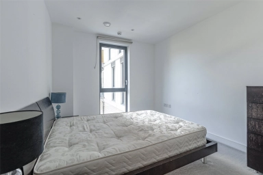 Commercial Street, Aldgate - E1 view 19