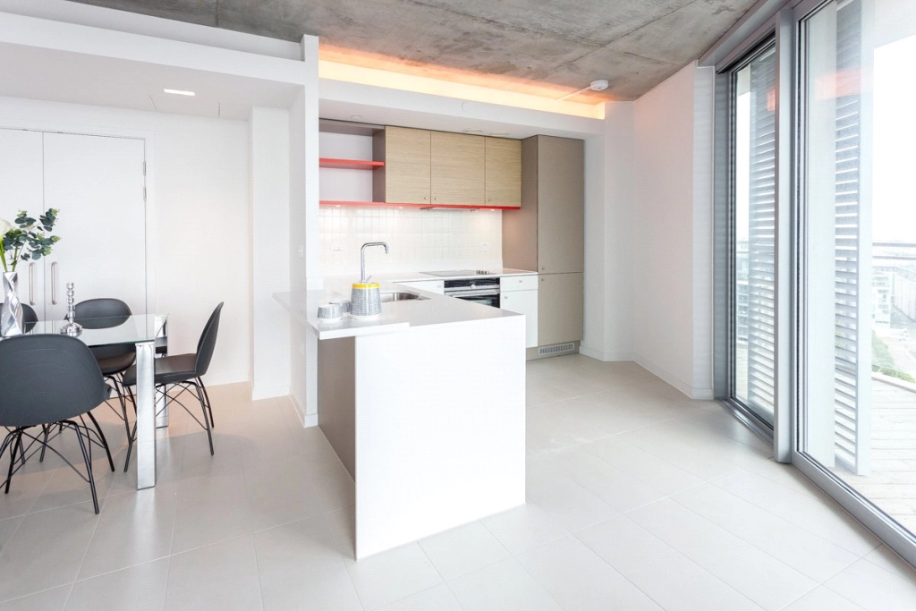 2 bedrooms apartments/flats for sale in Tidal Basin Road, Royal Victoria - E16 view 8