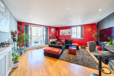 Victory Place, Limehouse - E14 view 3
