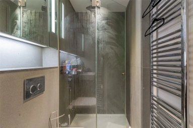 Strand, Temple - WC2R view 22