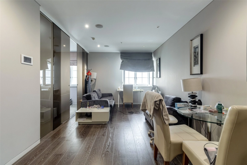 2 bedrooms apartments/flats for sale in Strand, Temple - WC2R view 10