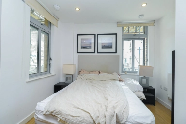 Salton Square, Limehouse - E14 view 6