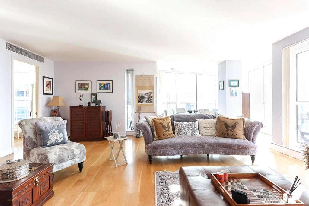 3 bedrooms apartments/flats for sale in Berkeley Tower, 48 Westferry Circus, Canary Wharf - E14 view 11