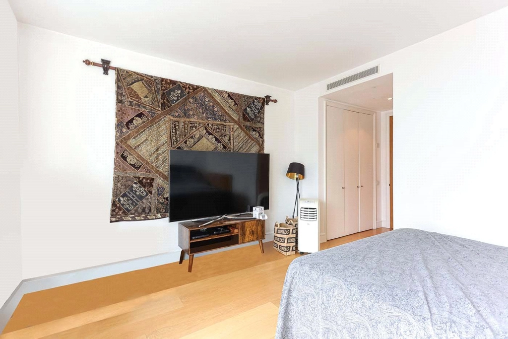3 bedrooms apartments/flats for sale in Berkeley Tower, 48 Westferry Circus, Canary Wharf - E14 view 19